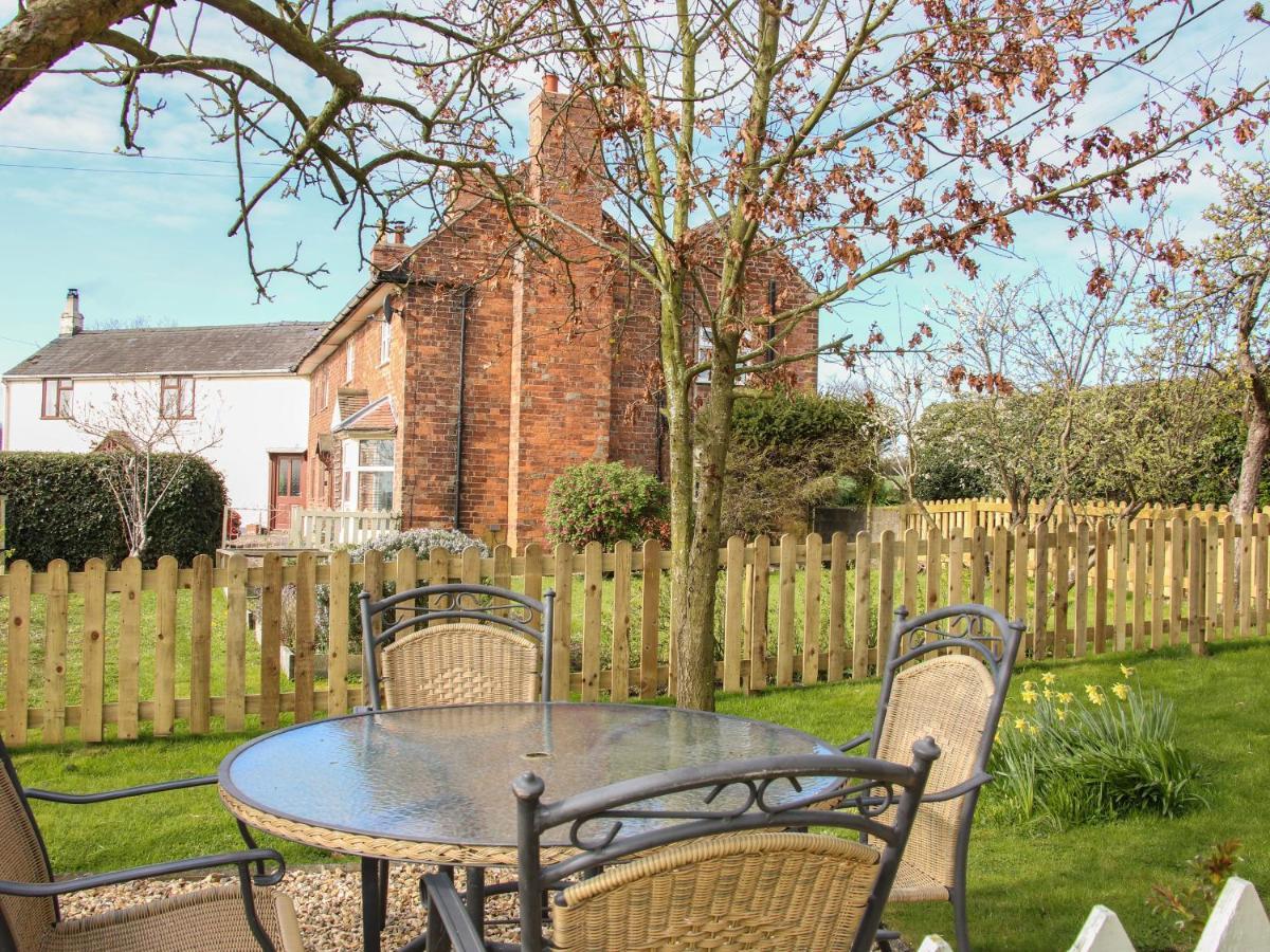 1 Royal Oak Cottages Shrewsbury Eksteriør billede